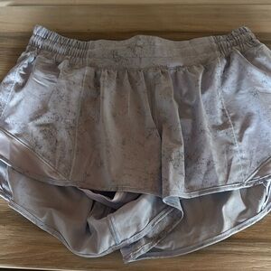 Lululemon Hotty hot shorts lr 2.5 pale blue